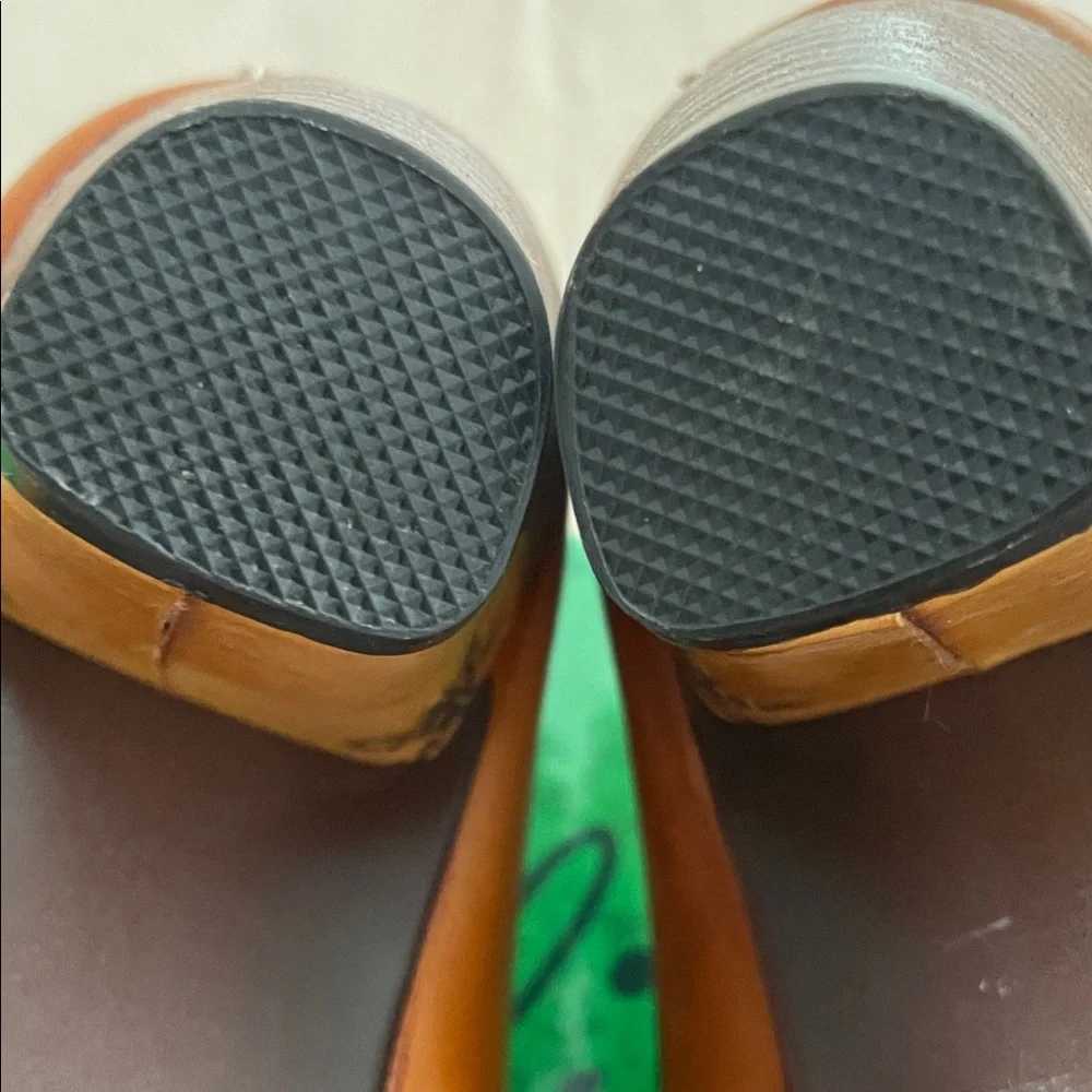 Elite Brown Leather Embroidered Slip-On Mules - Picture 7 of 12